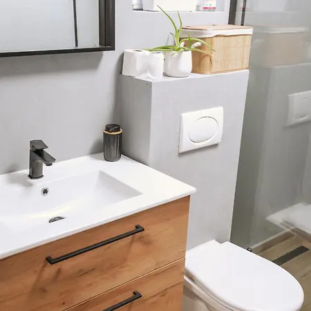 Atelier Smutna Apartment *